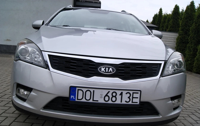 Kia Ceed cena 18600 przebieg: 215000, rok produkcji 2010 z Syców małe 352